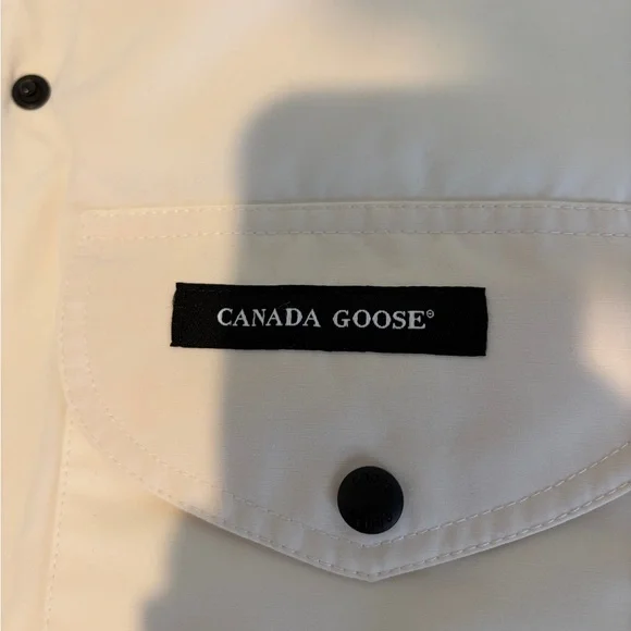 Canada Goose Women's White Parka with Real Coyotes Fur Hood - Small